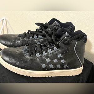 EUC Nike Air Jordan Illusion Mens Black & Navy Athletic Sneaker Shoe Size US 8